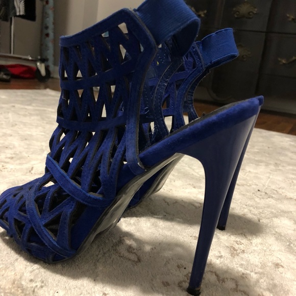 Steve Madden Suede Cobalt Heels - Picture 6 of 6